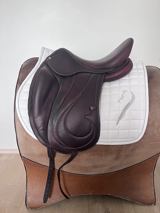 Antarès Kalbsleder Cadence Dressursattel Braun, gebraucht